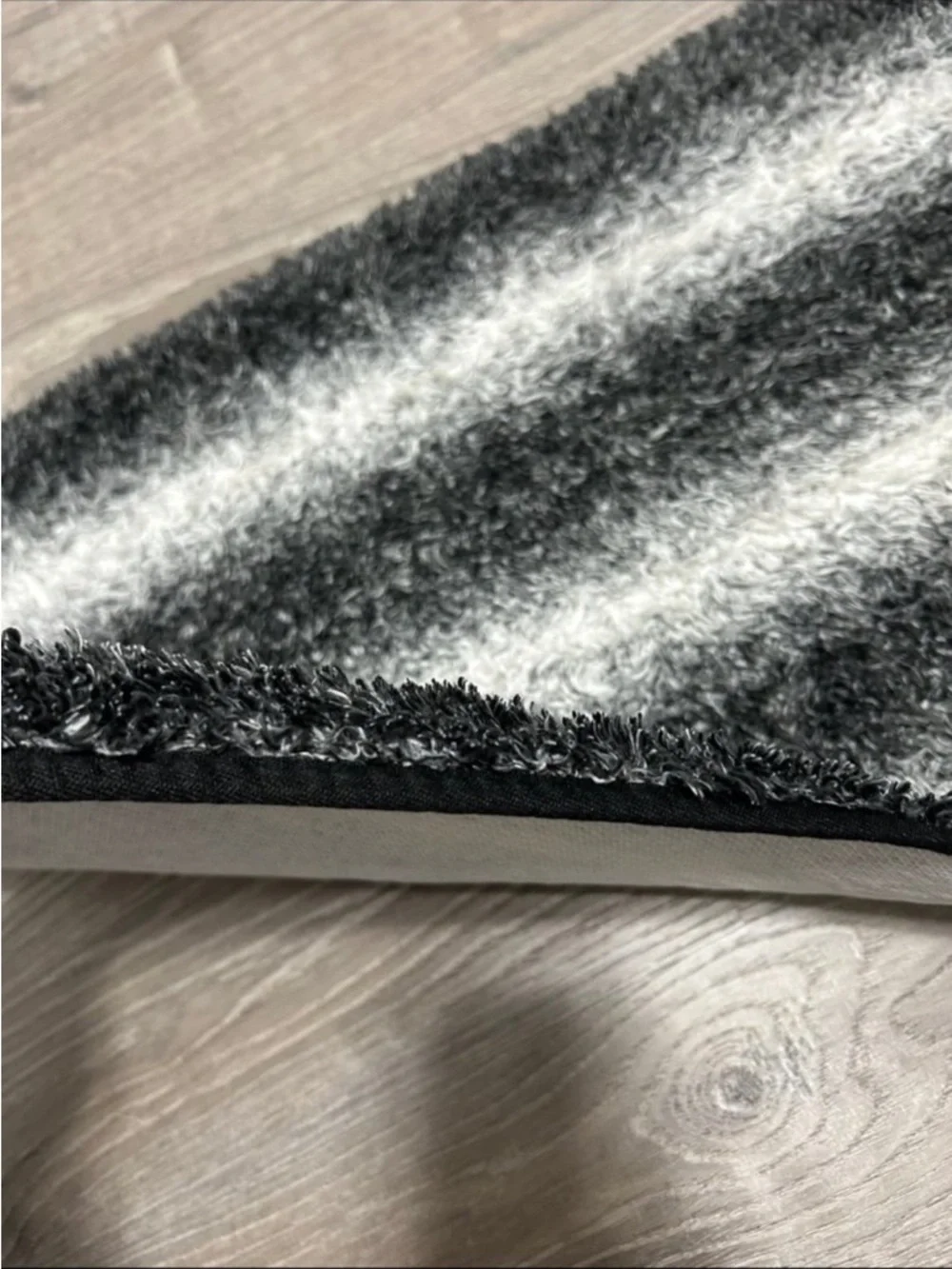 AYA Textured Bath Mat in Black and White
